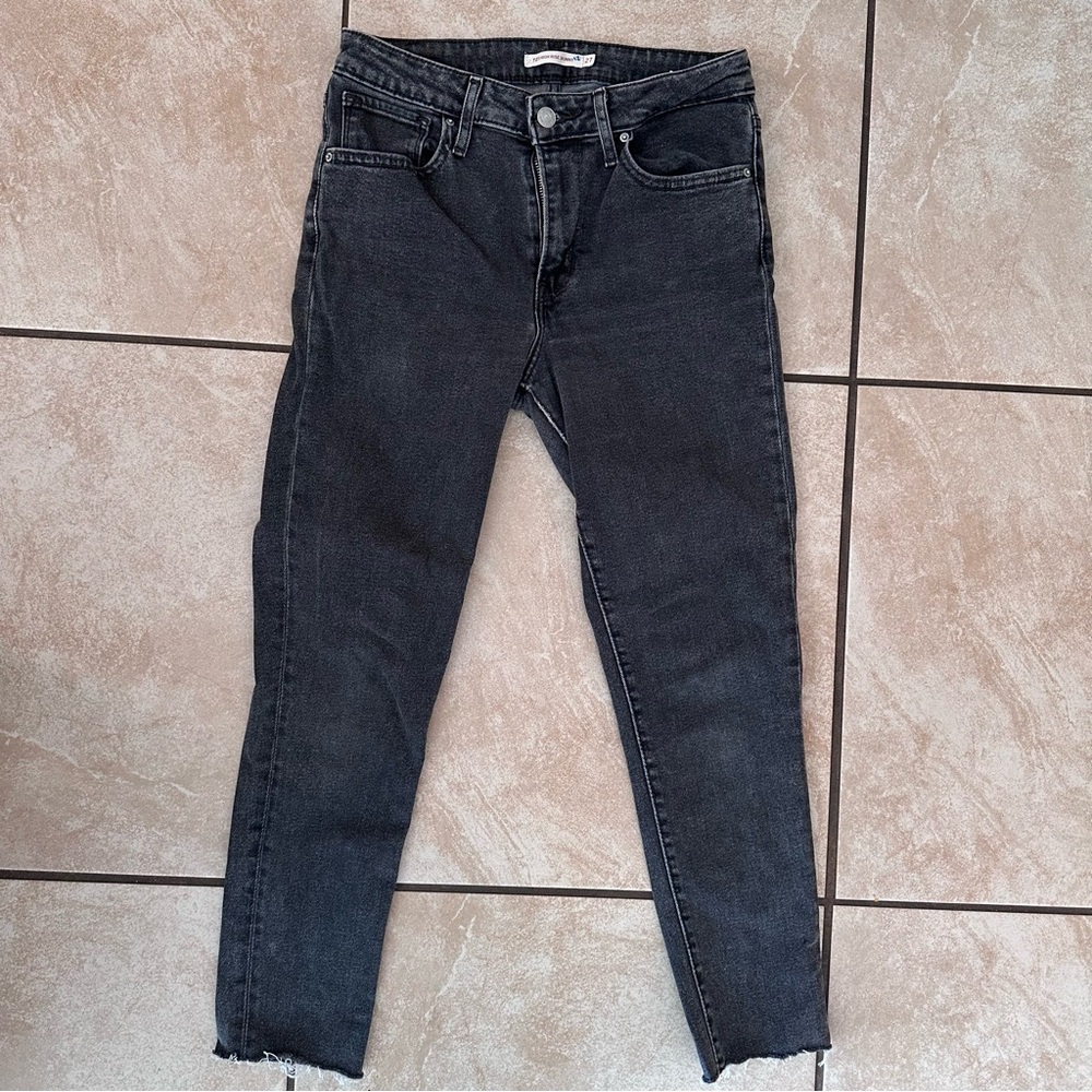 Levi's 721 Women's Dark Gray high rise Skinny Jeans